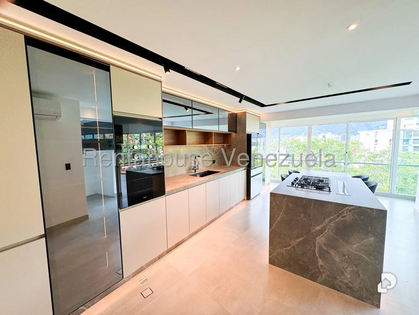 Apartamento en Lomas de Chuao, Caracas – 16