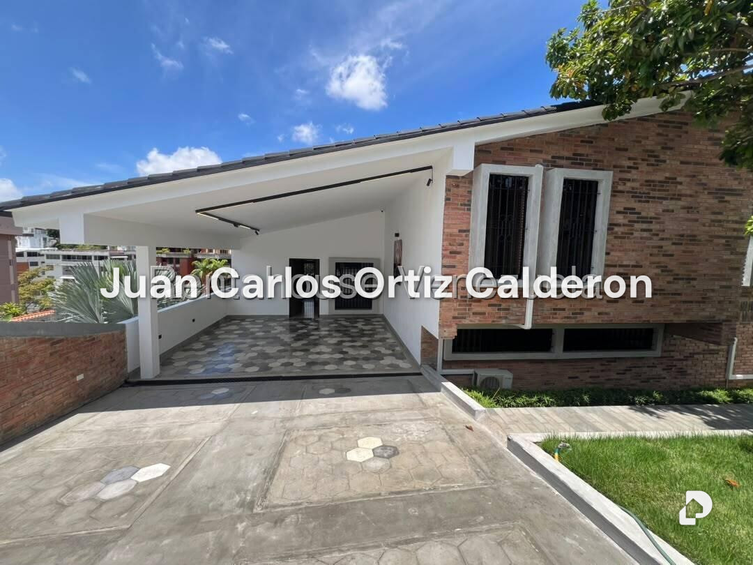 Casa en Cumbres de Curumo, Caracas – 1