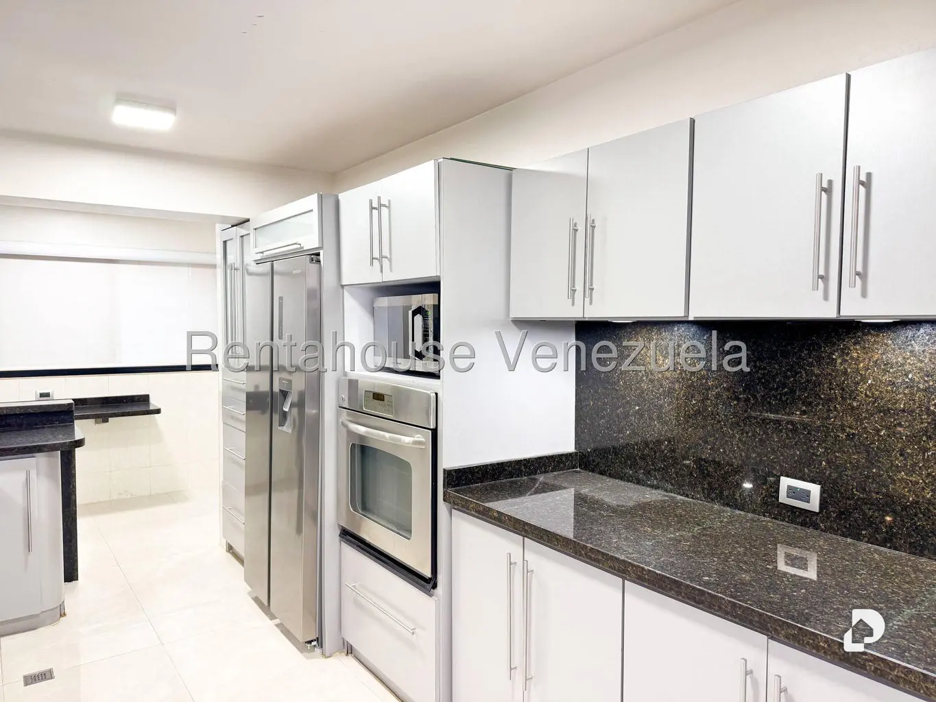 Apartamento en El Rosal, Caracas – 20