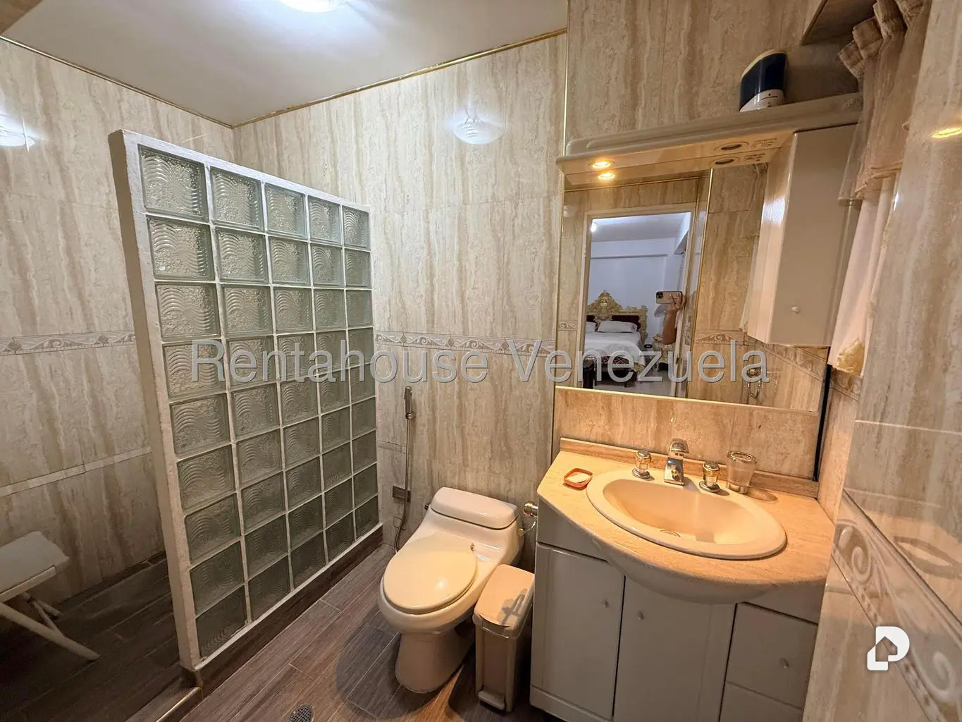 Apartamento en Las Acacias, Caracas – 12