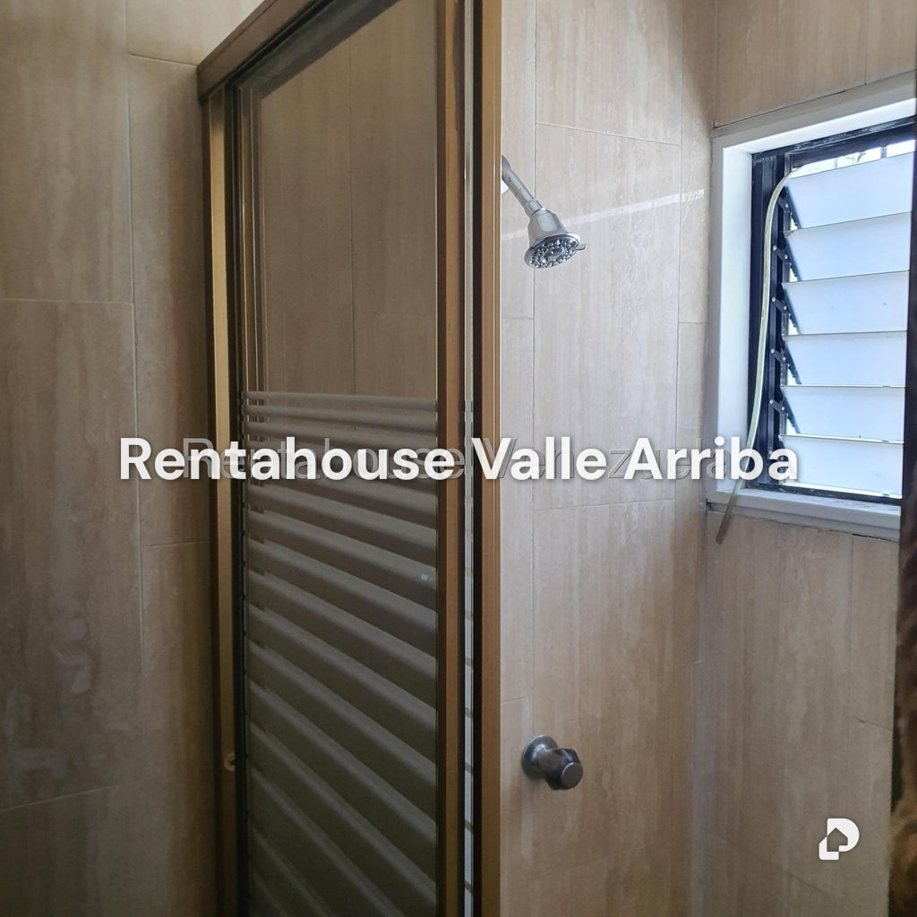 Apartamento en Colinas de Valle Arriba, Caracas – 30
