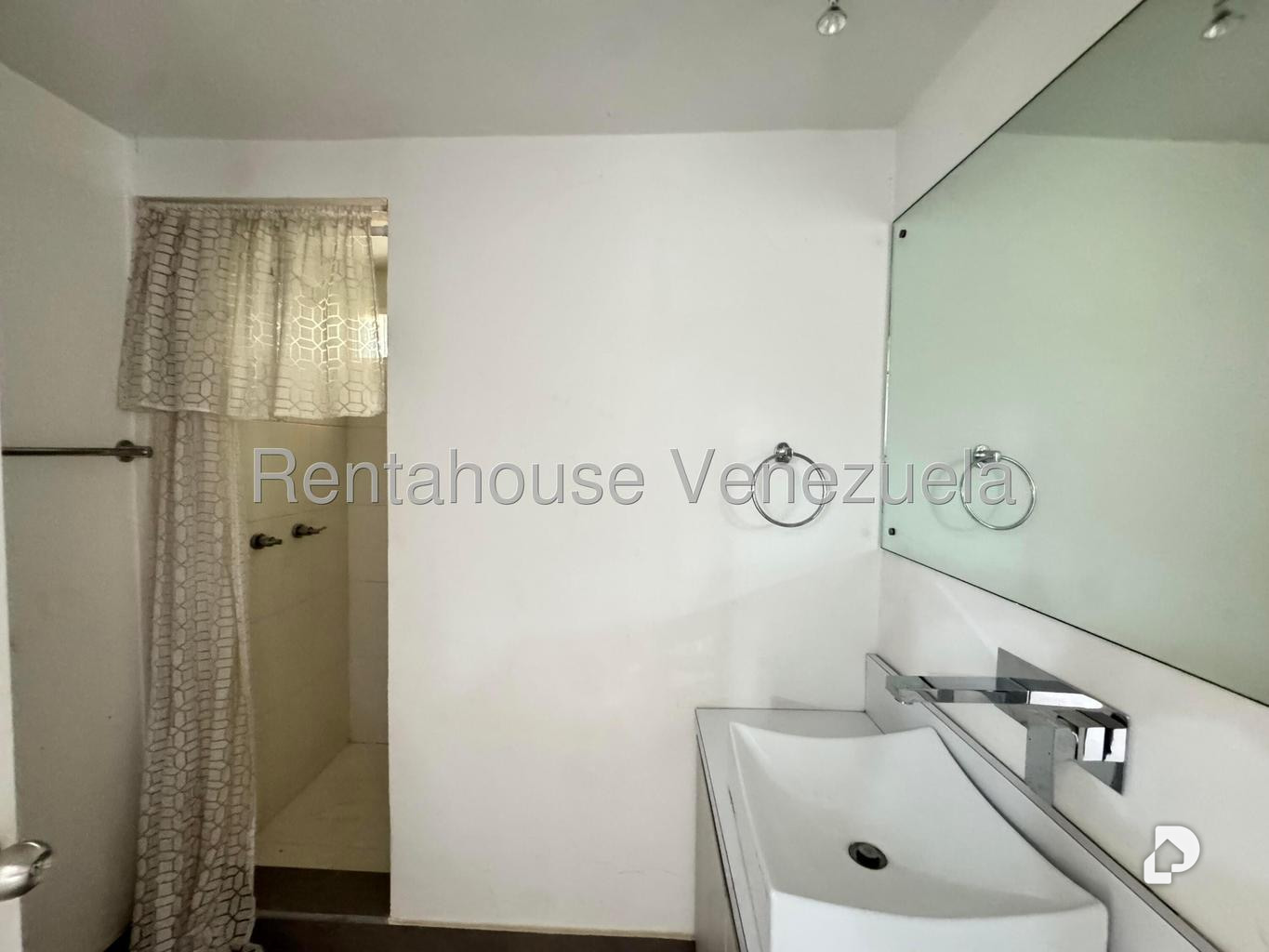 Casa en Sebucan, Caracas – 29