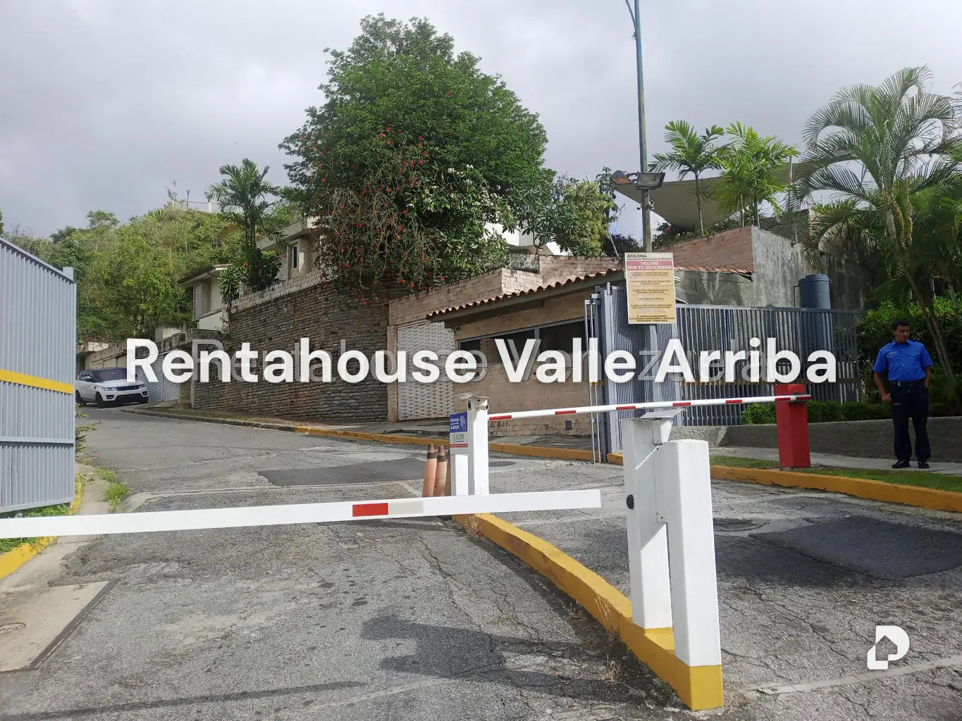 Land in El Cafetal, Caracas – 1