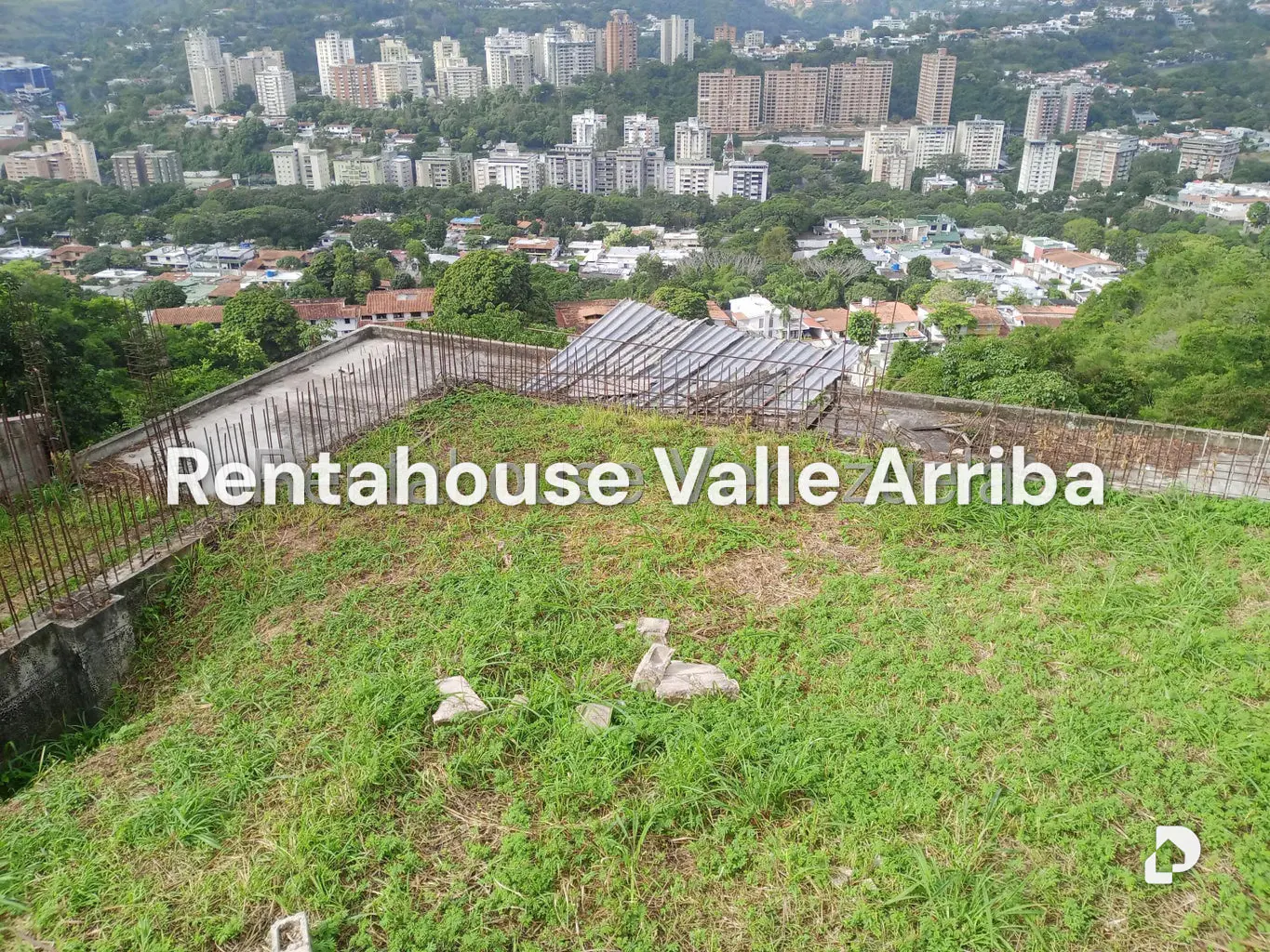 Land in El Cafetal, Caracas – 10