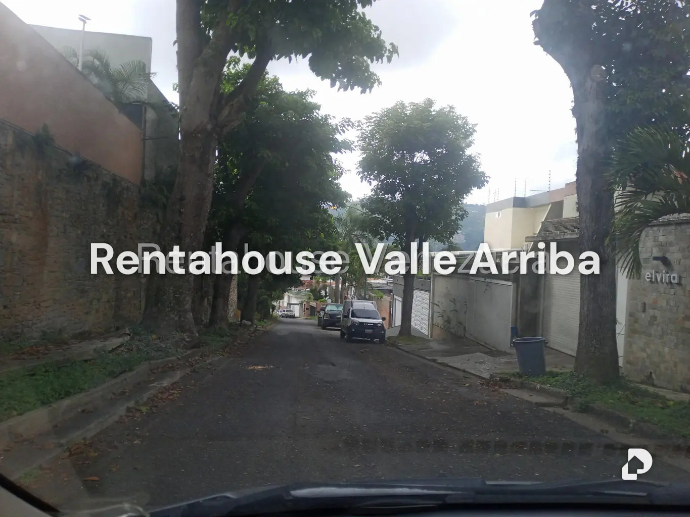 Land in El Cafetal, Caracas – 22