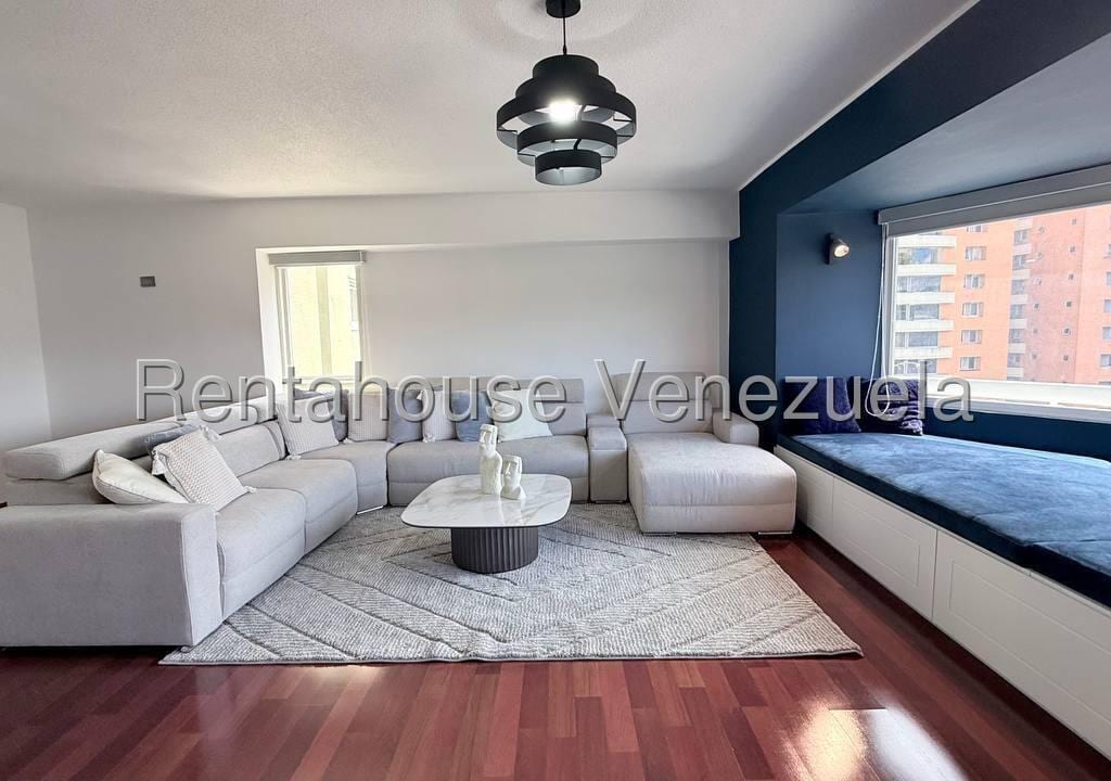 Apartamento en Los Dos Caminos, Caracas - 1