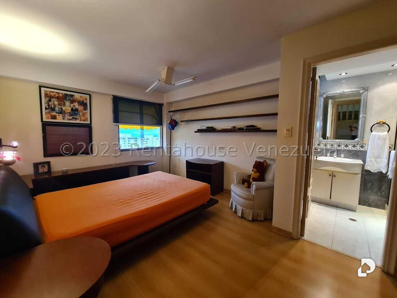 Apartamento en La Alameda, Caracas – 25