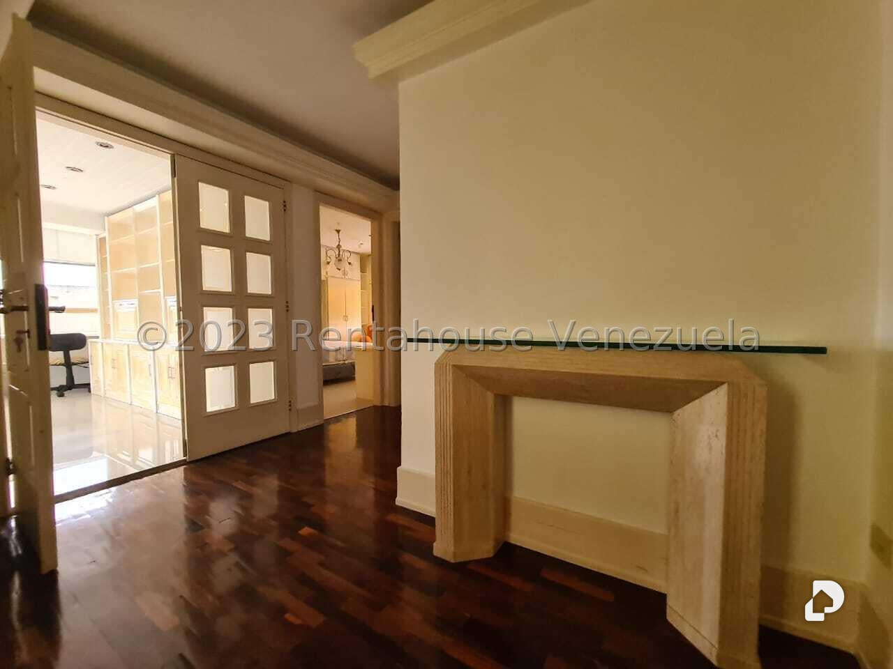 Apartamento en La Alameda, Caracas – 28