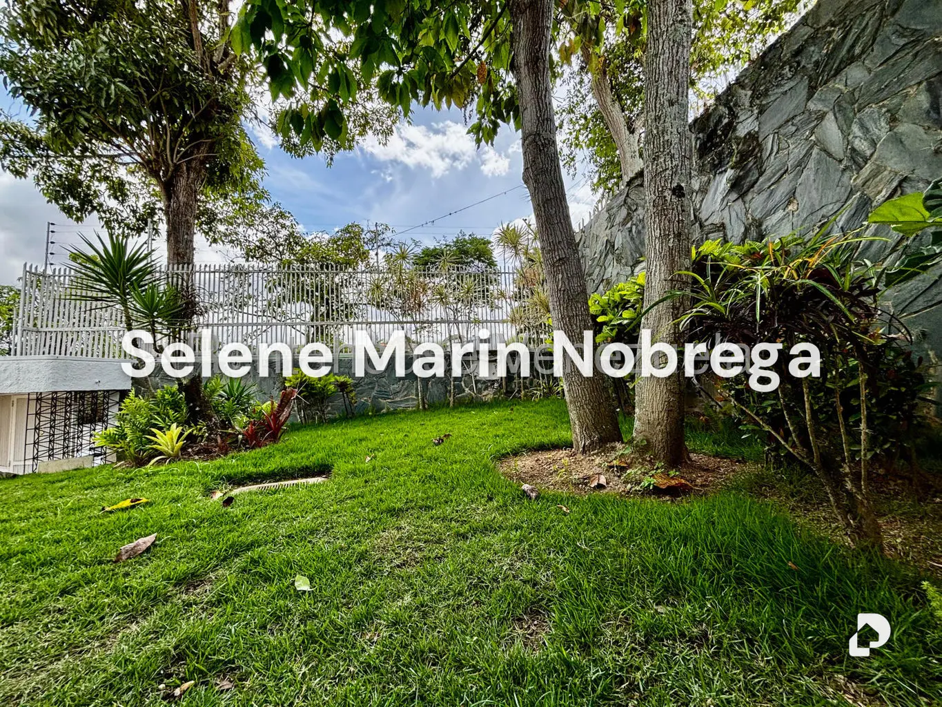 House in Colinas del Tamanaco, Caracas – 12