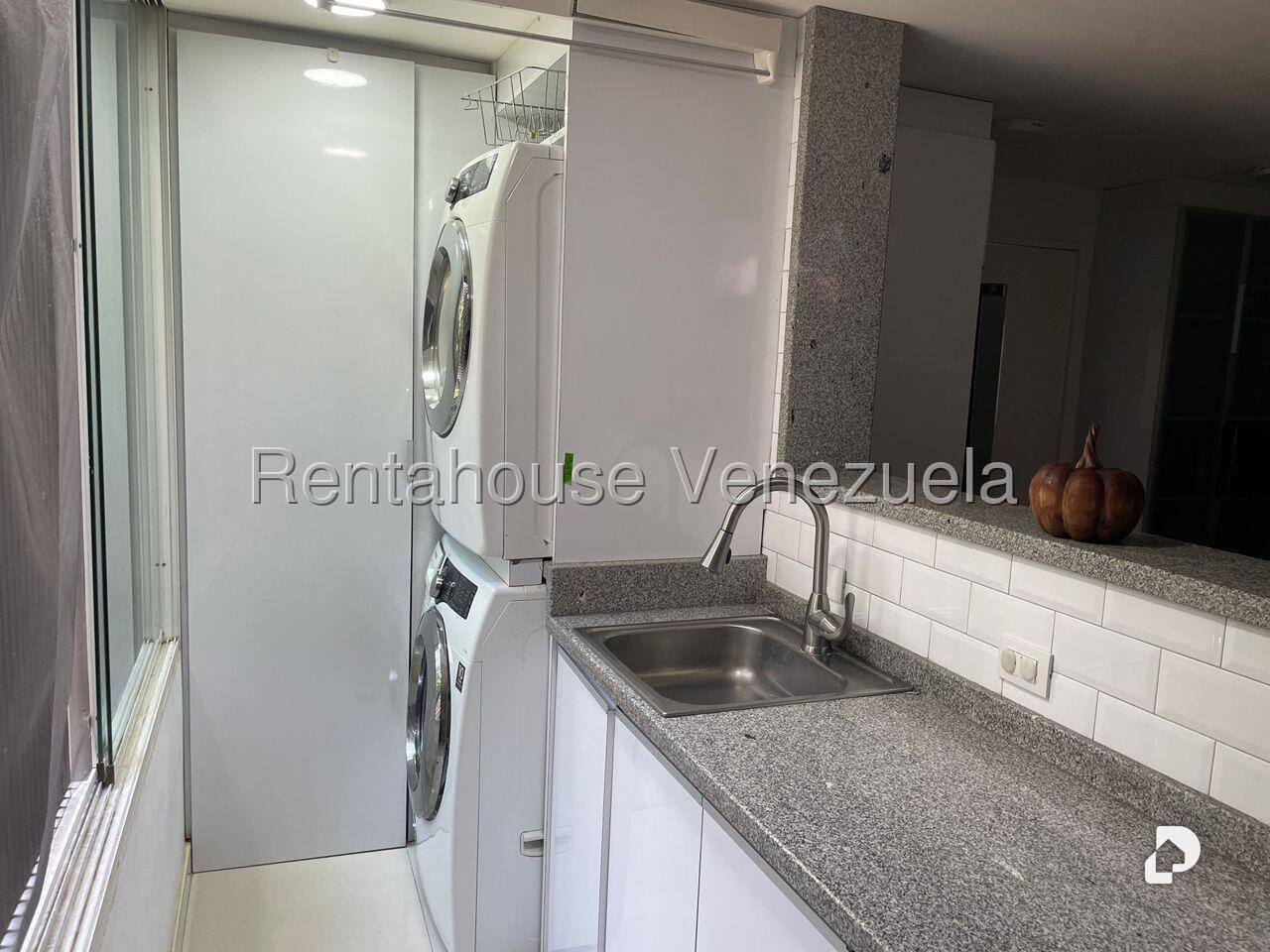 Apartamento en Lomas de Las Mercedes, Caracas – 18