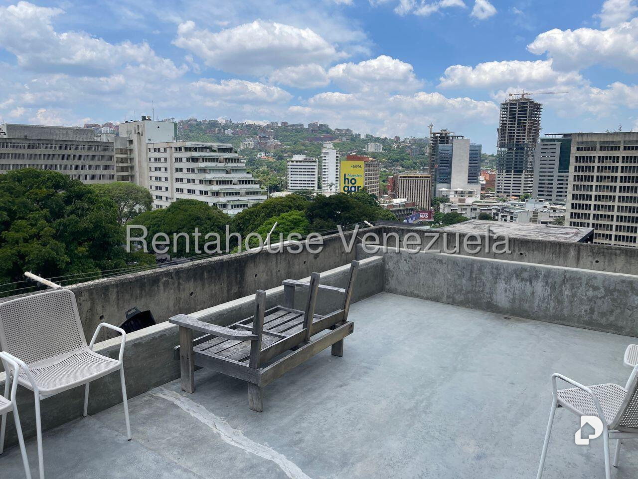 Apartamento en Lomas de Las Mercedes, Caracas – 19