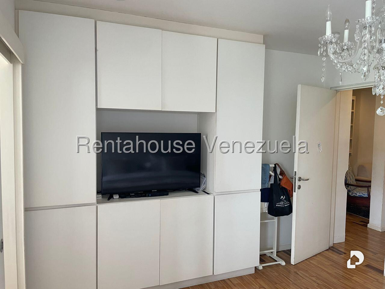 Apartamento en Lomas de Las Mercedes, Caracas – 26