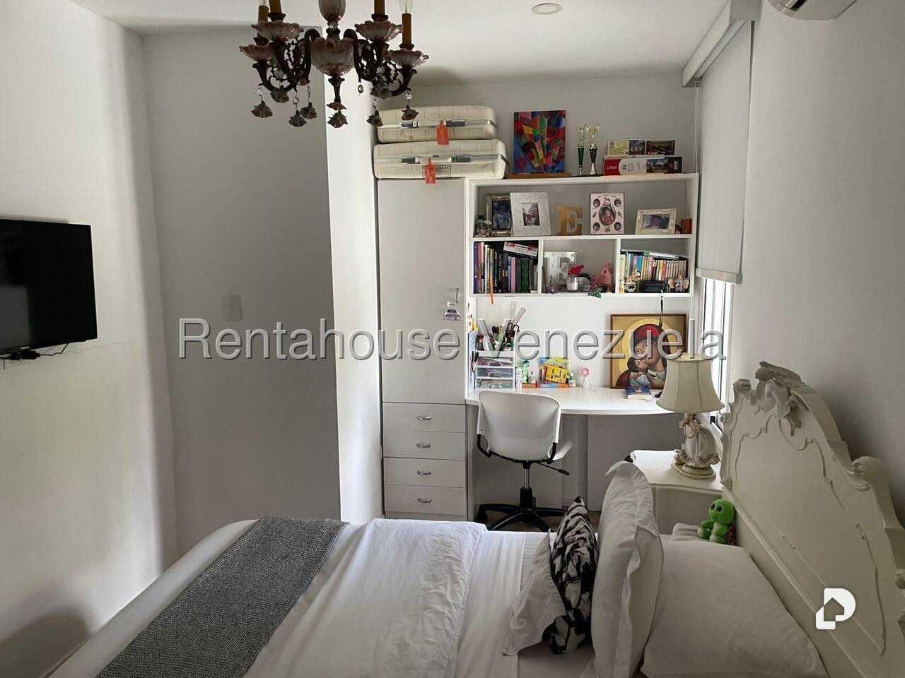 Apartamento en Lomas de Las Mercedes, Caracas – 34