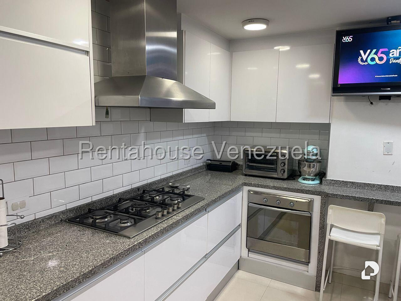 Apartamento en Lomas de Las Mercedes, Caracas – 15