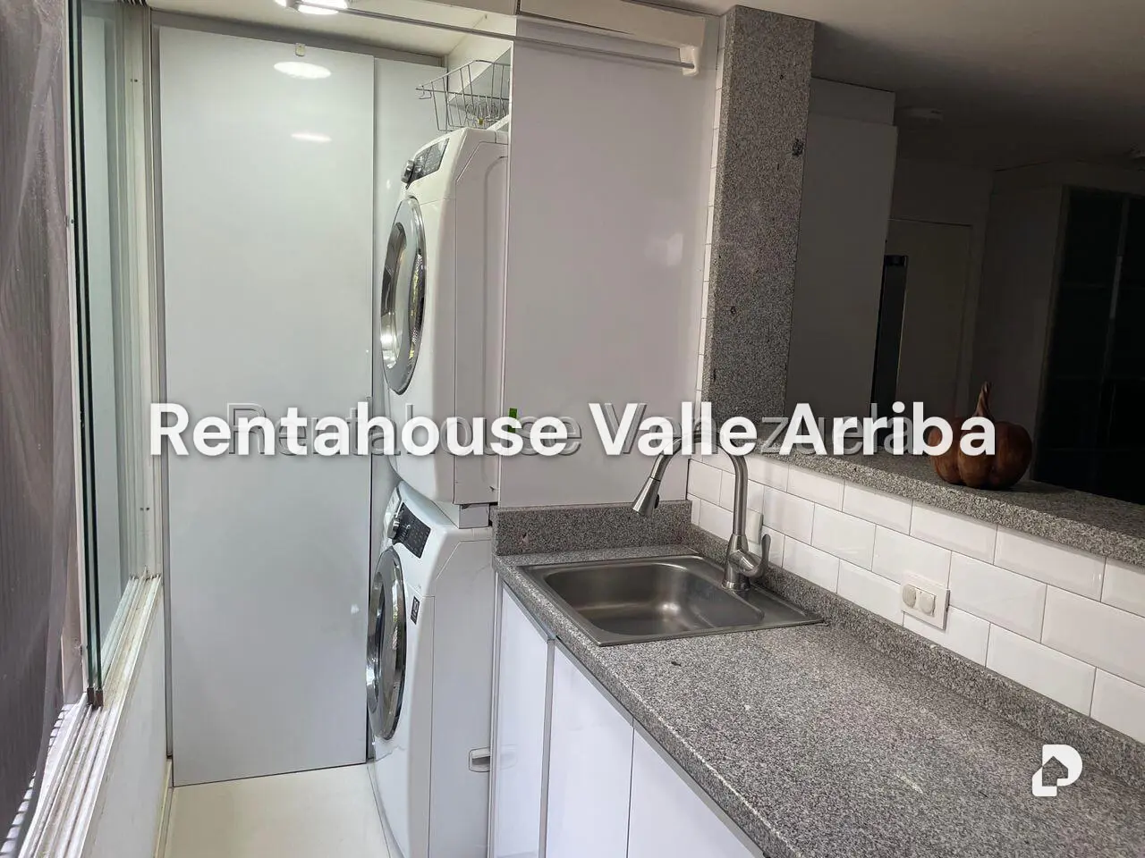Apartamento en Lomas de Las Mercedes, Caracas – 18