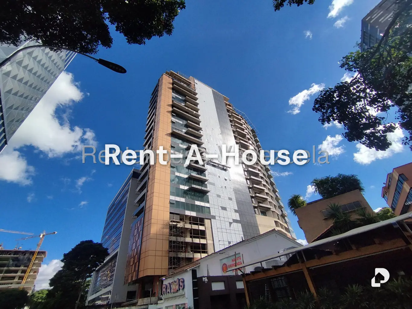 Apartamento en Las Mercedes, Caracas – 2