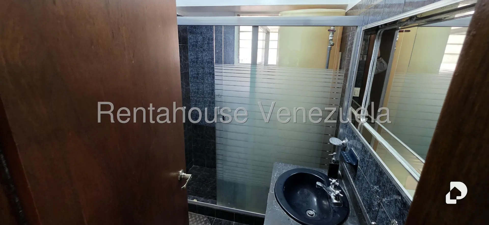 Apartamento en Los Cortijos de Lourdes, Caracas – 21
