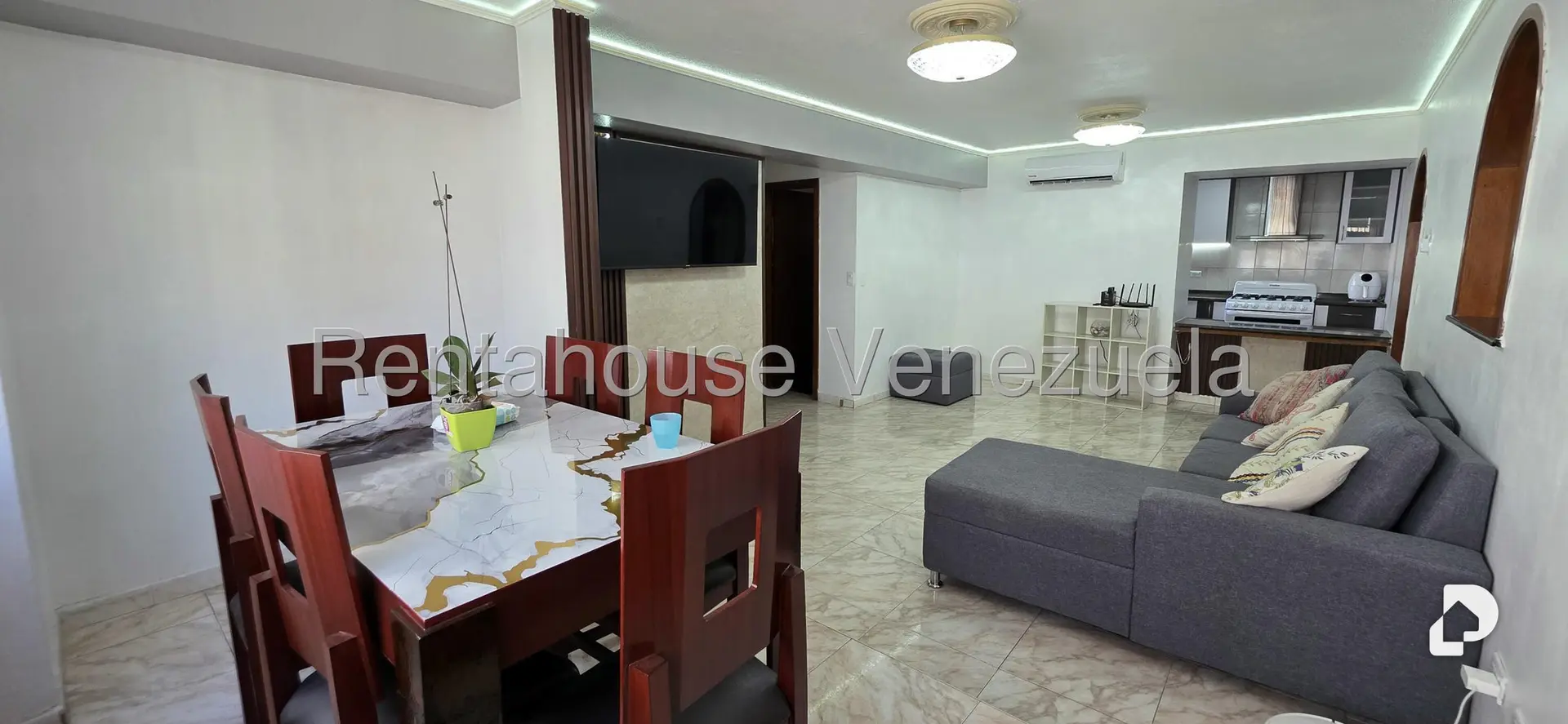 Apartamento en Los Cortijos de Lourdes, Caracas – 17