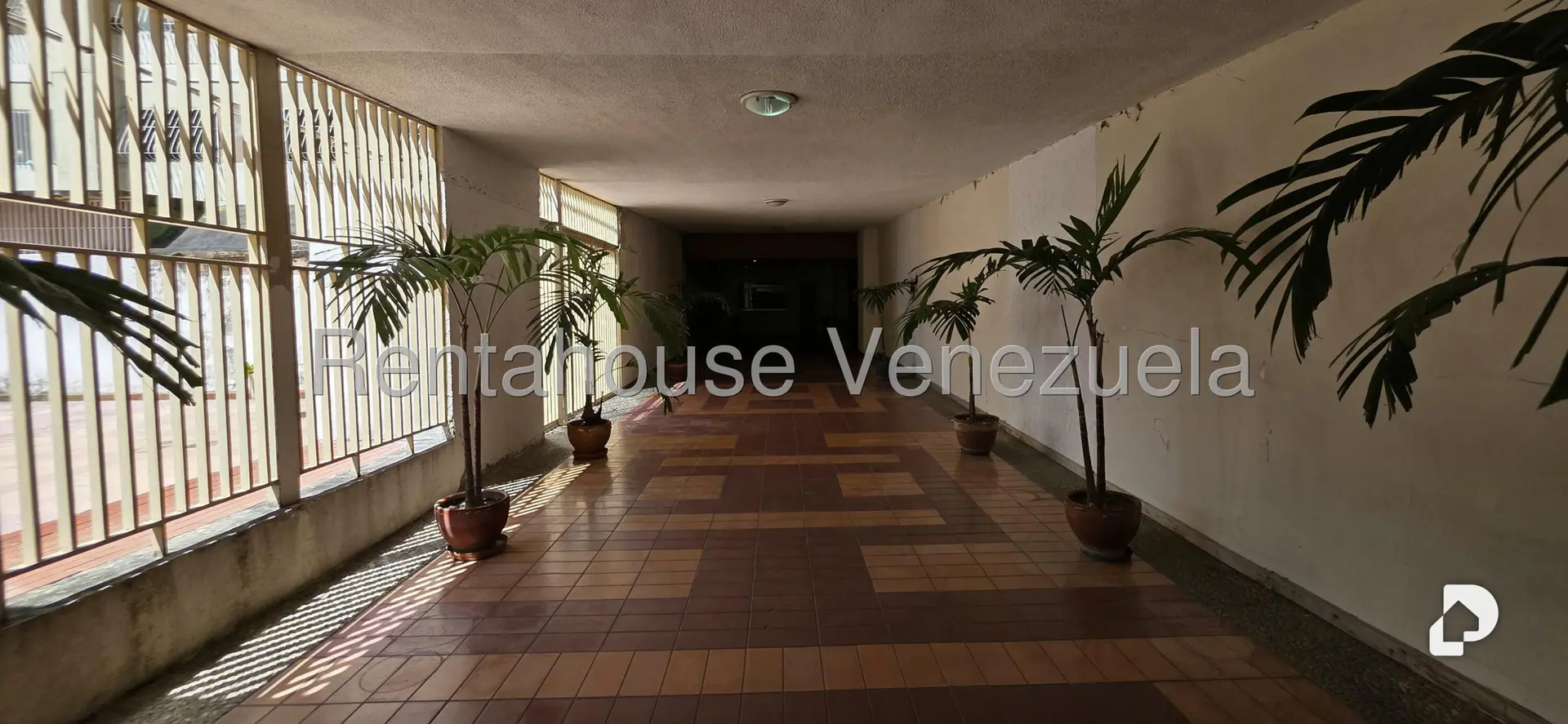 Apartamento en Los Cortijos de Lourdes, Caracas – 44