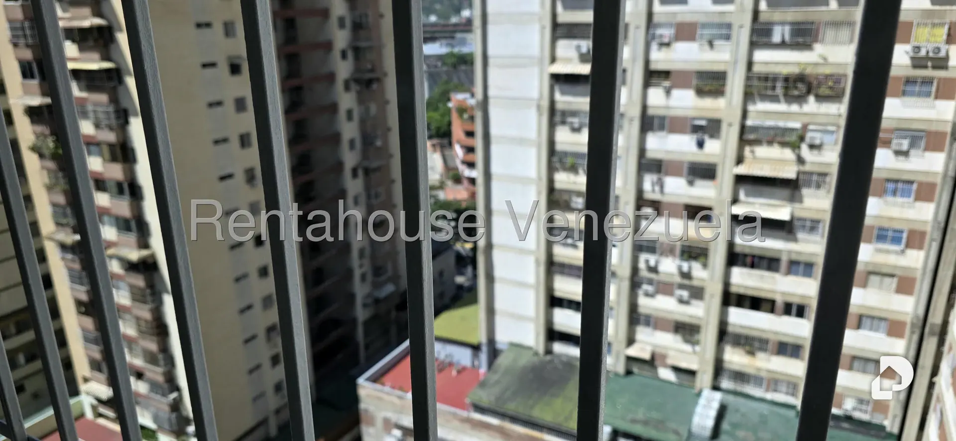 Apartamento en Los Cortijos de Lourdes, Caracas – 34