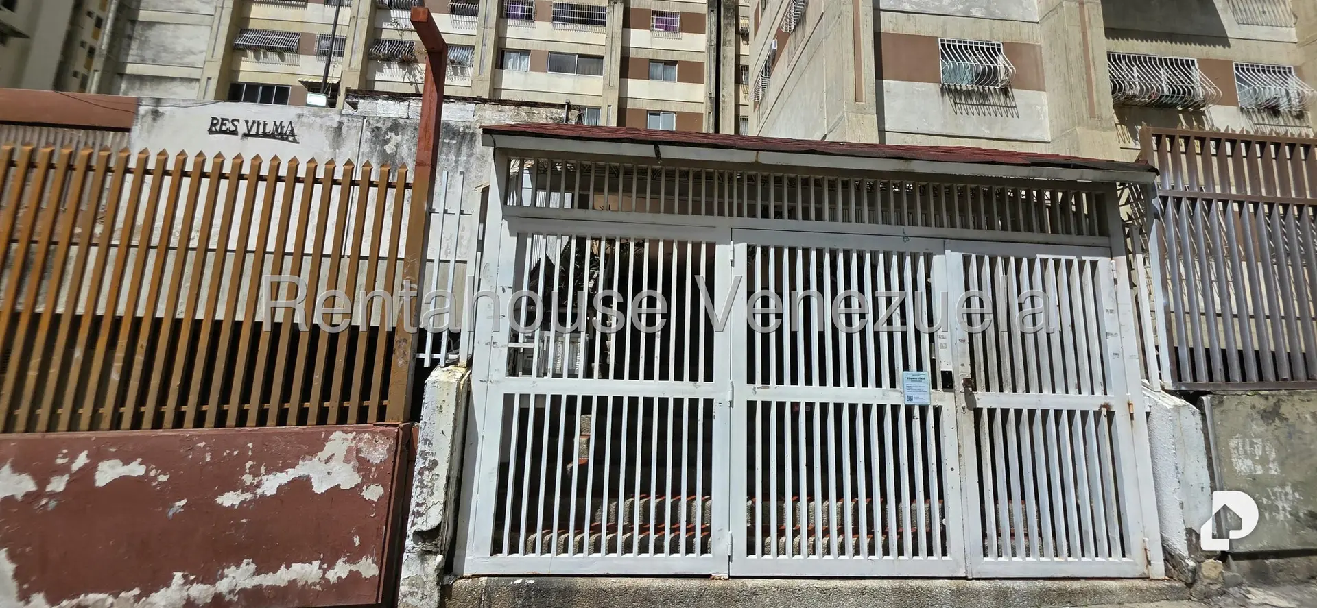 Apartamento en Los Cortijos de Lourdes, Caracas – 3