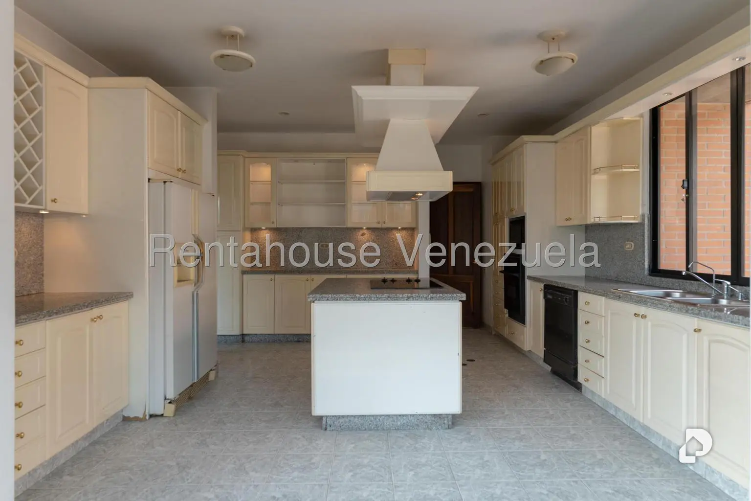 Apartamento en Lomas de Las Mercedes, Caracas – 13