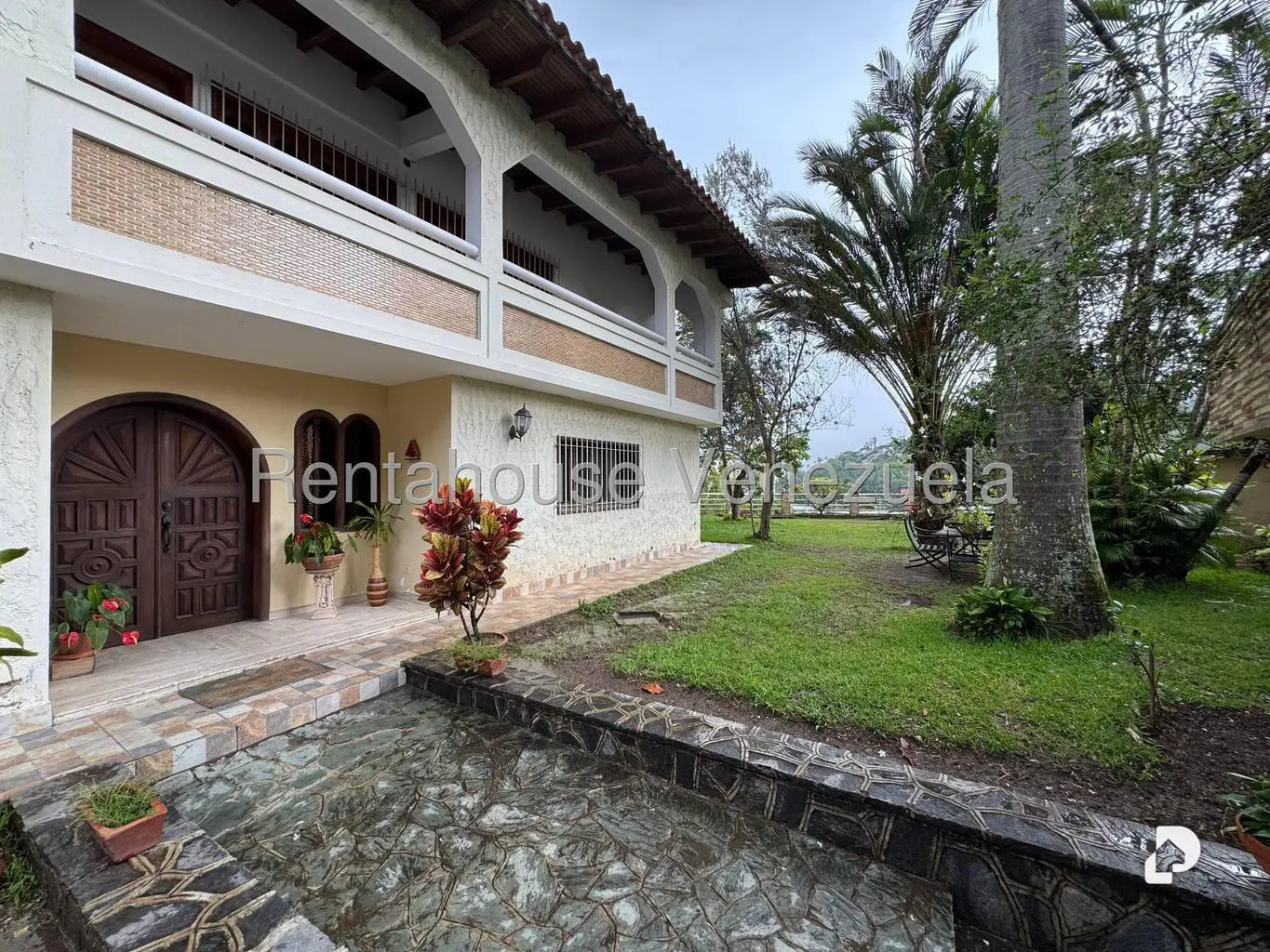 Casa en Santa Paula, Caracas – 1