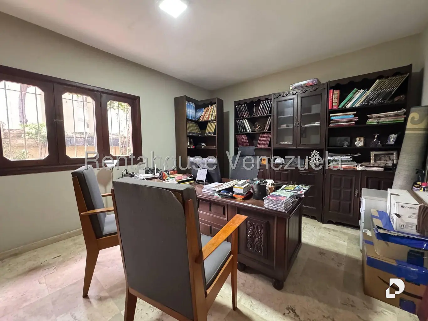 Casa en Santa Paula, Caracas – 28