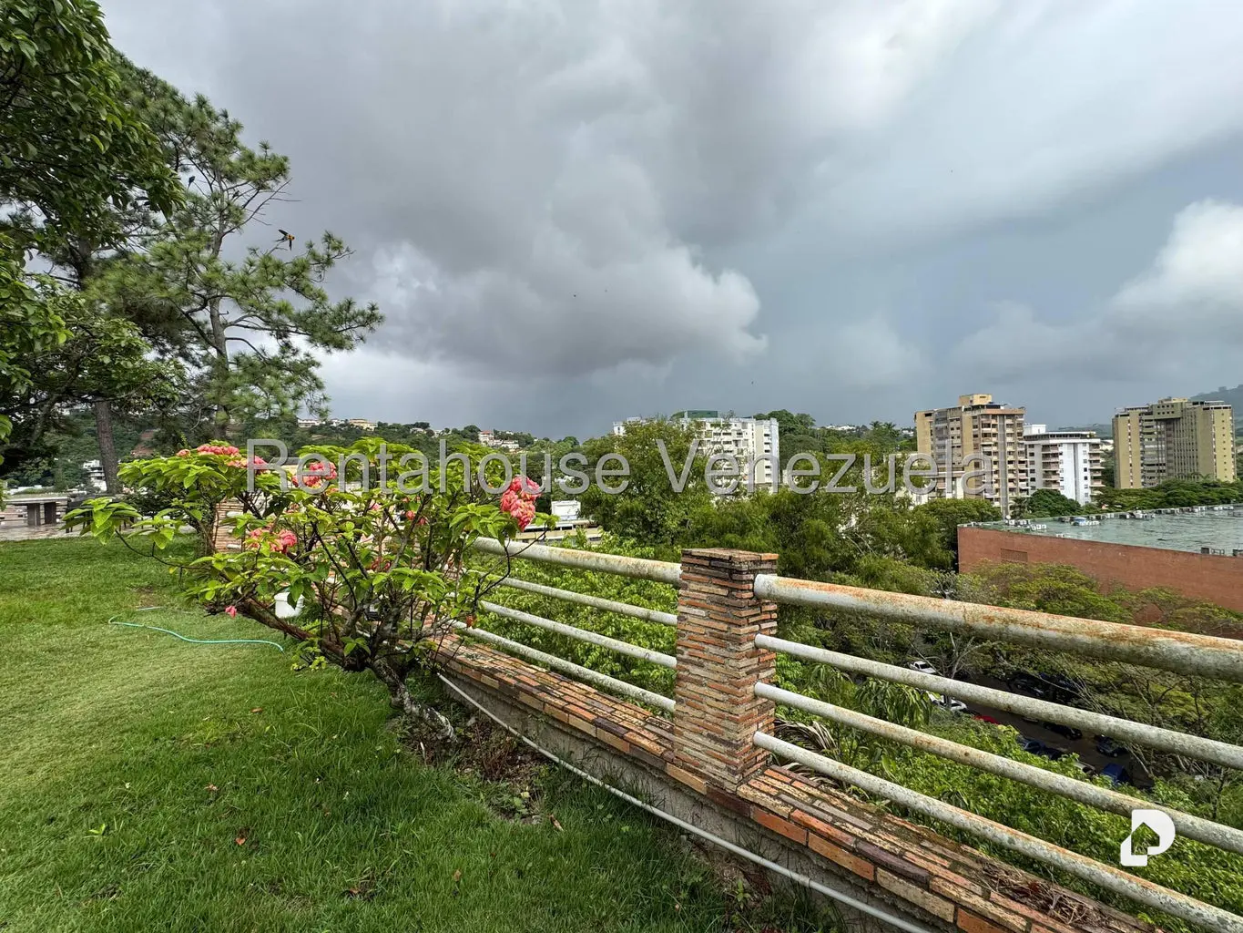 Casa en Santa Paula, Caracas – 23