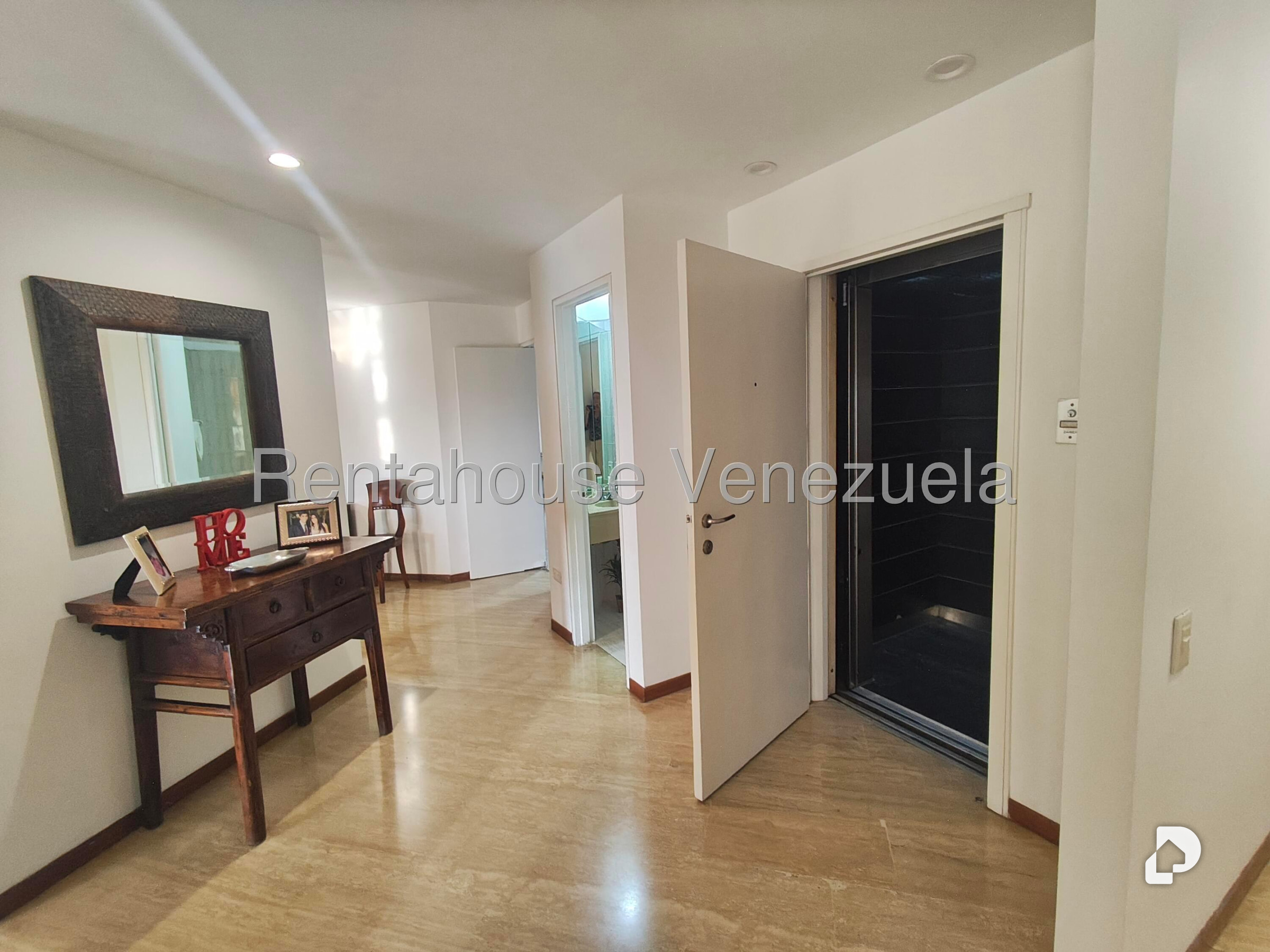 Apartamento en Los Naranjos (del Cafetal), Caracas – 3
