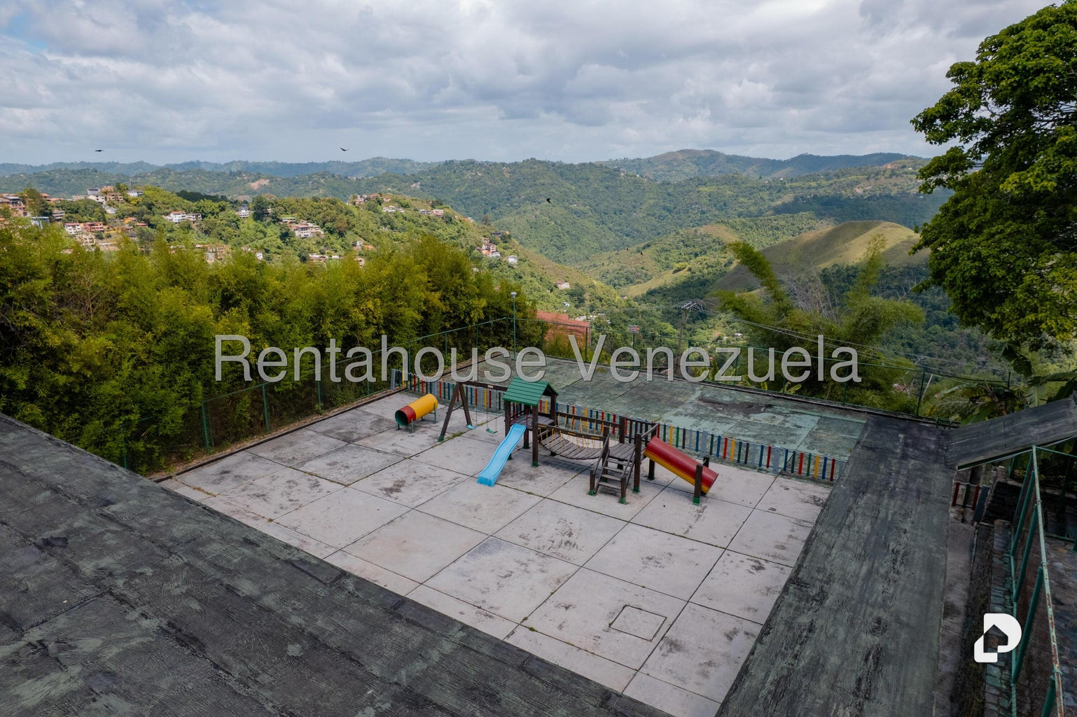 Terreno en Oripoto, Caracas – 10