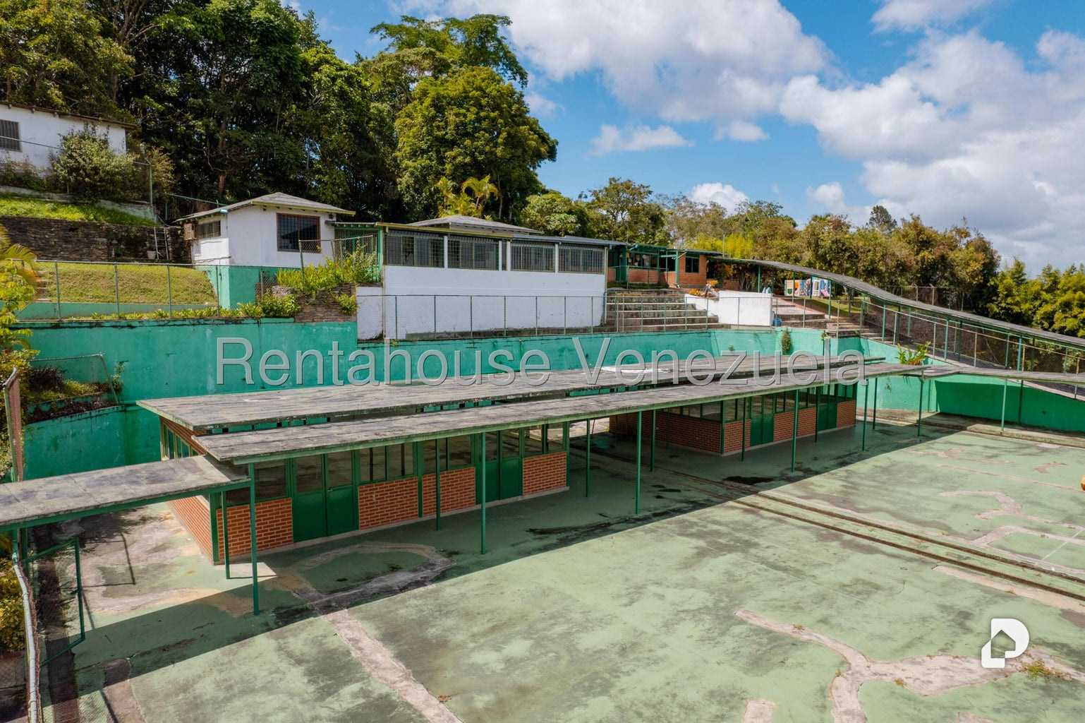 Terreno en Oripoto, Caracas – 17