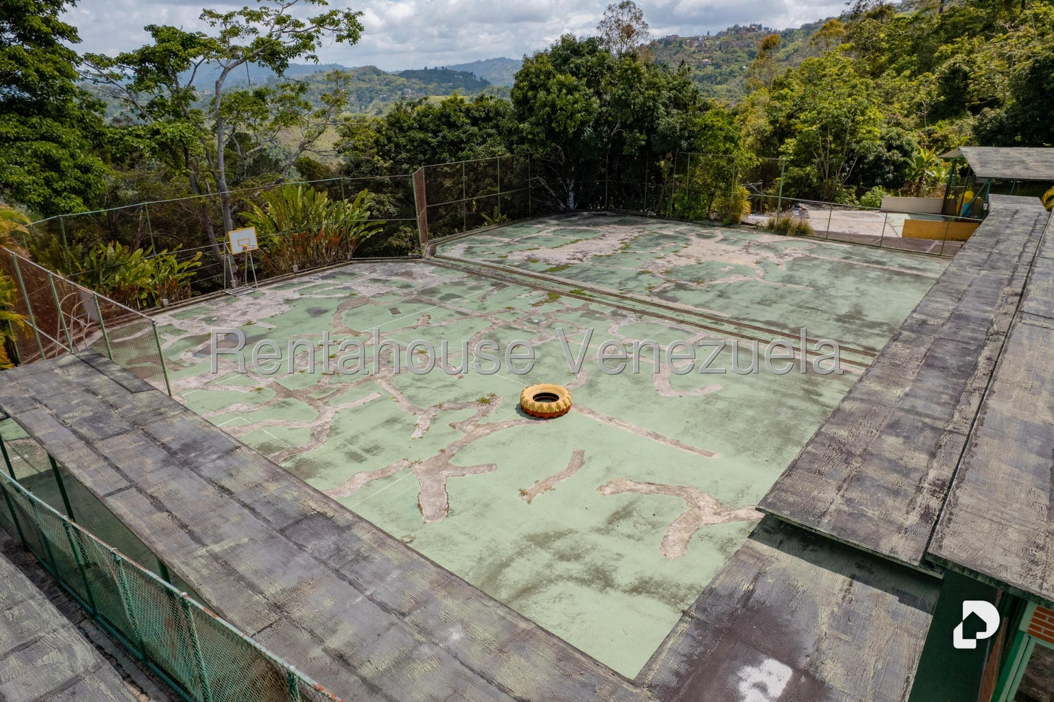 Terreno en Oripoto, Caracas – 9