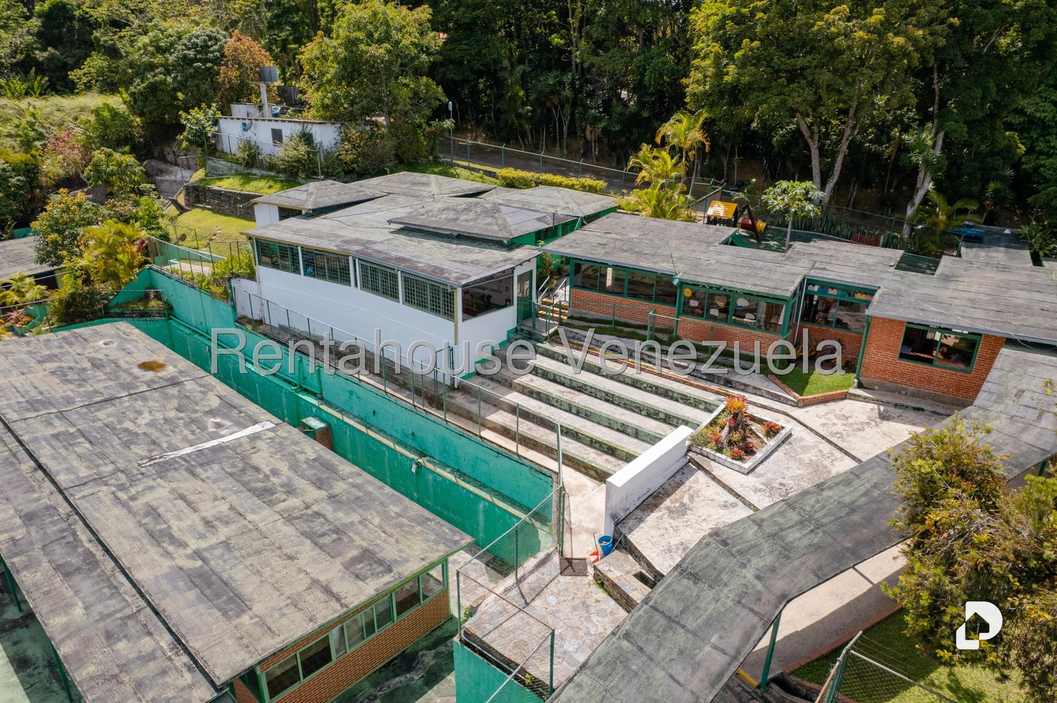 Terreno en Oripoto, Caracas – 8
