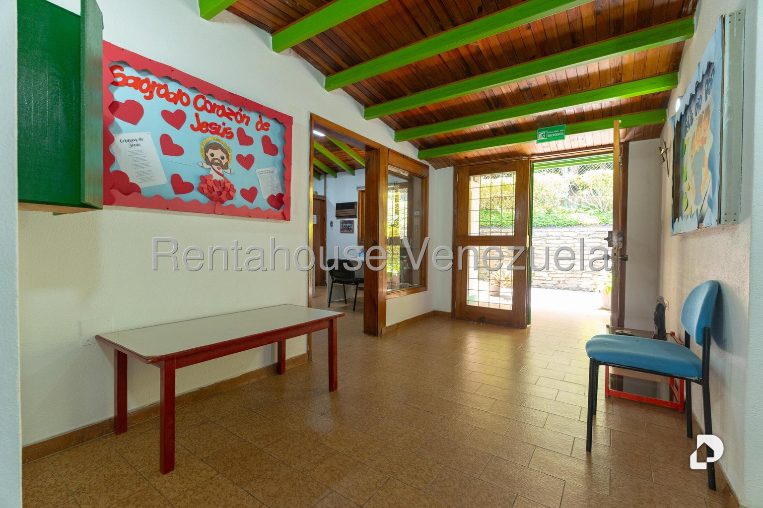 Terreno en Oripoto, Caracas – 24