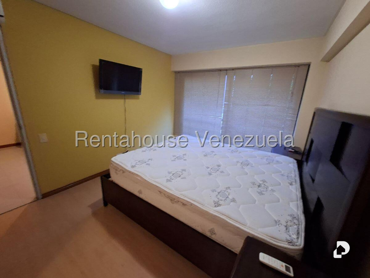 Apartamento en El Rosal, Caracas – 12