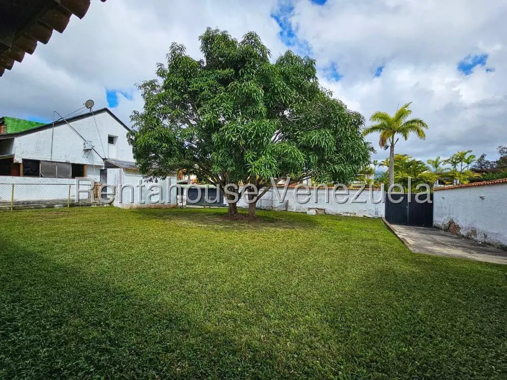 Casa en Lomas de La Lagunita, Caracas - 1