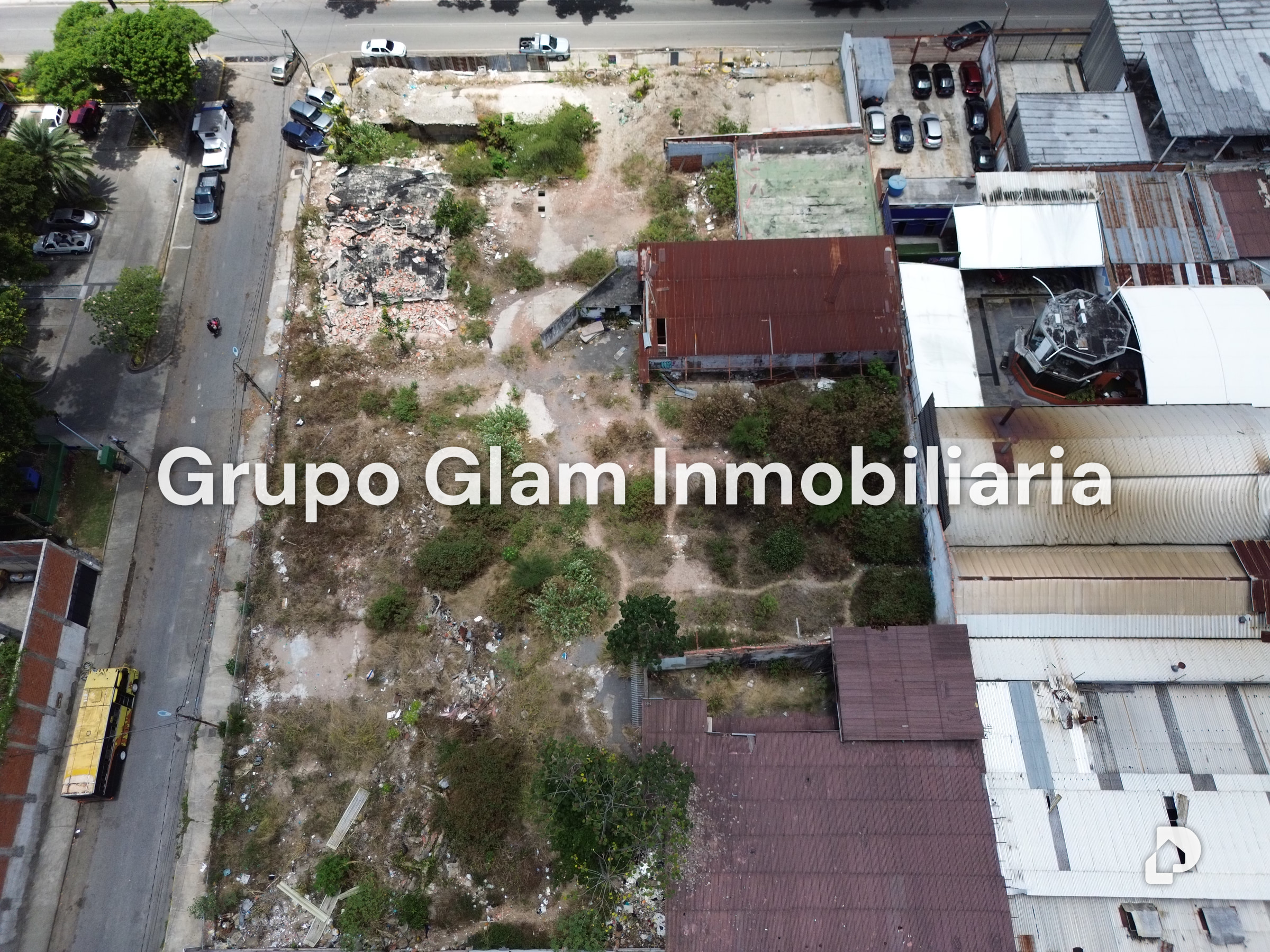 Terreno en Los Dos Caminos, Caracas – 2