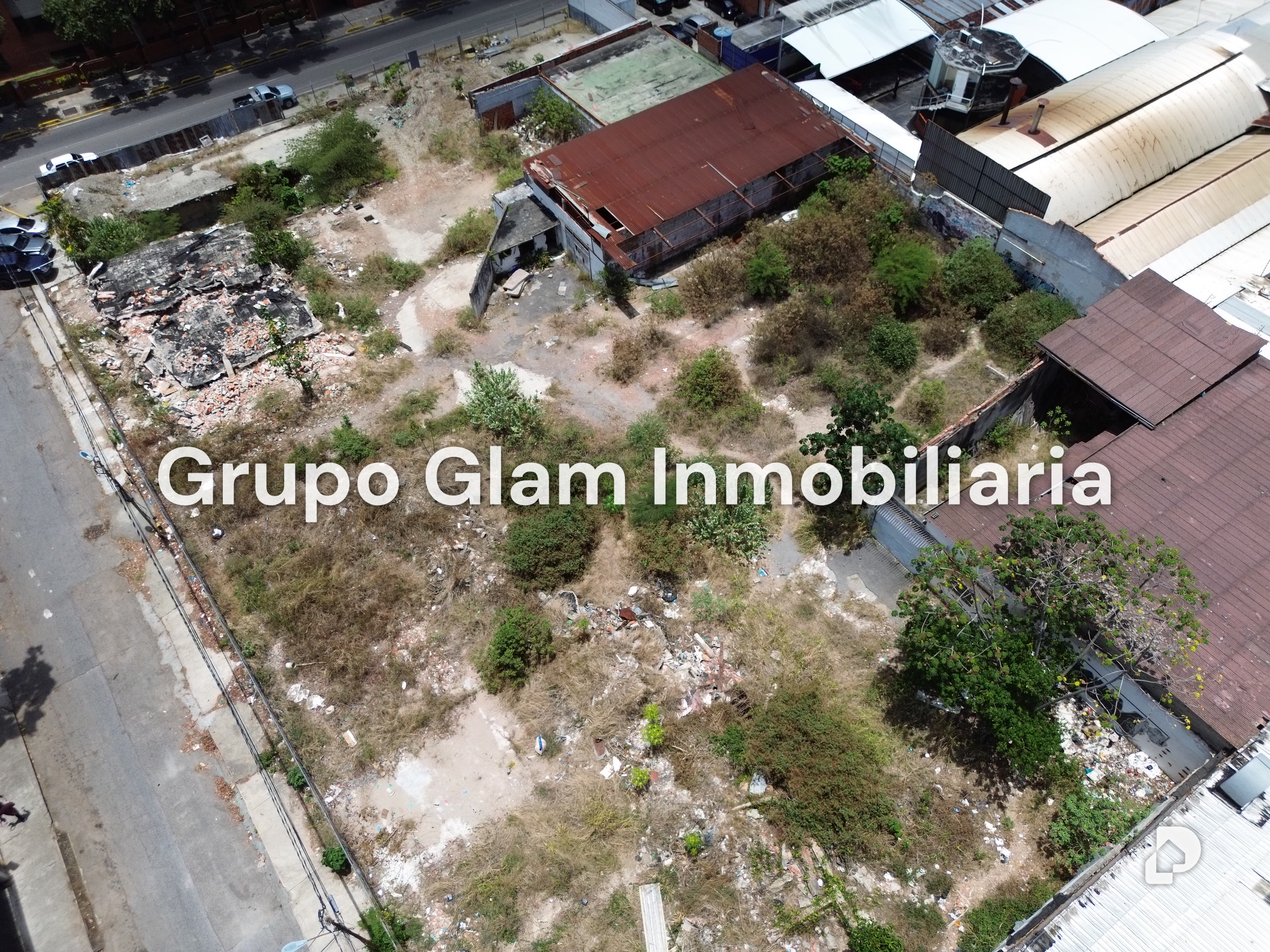 Terreno en Los Dos Caminos, Caracas – 4