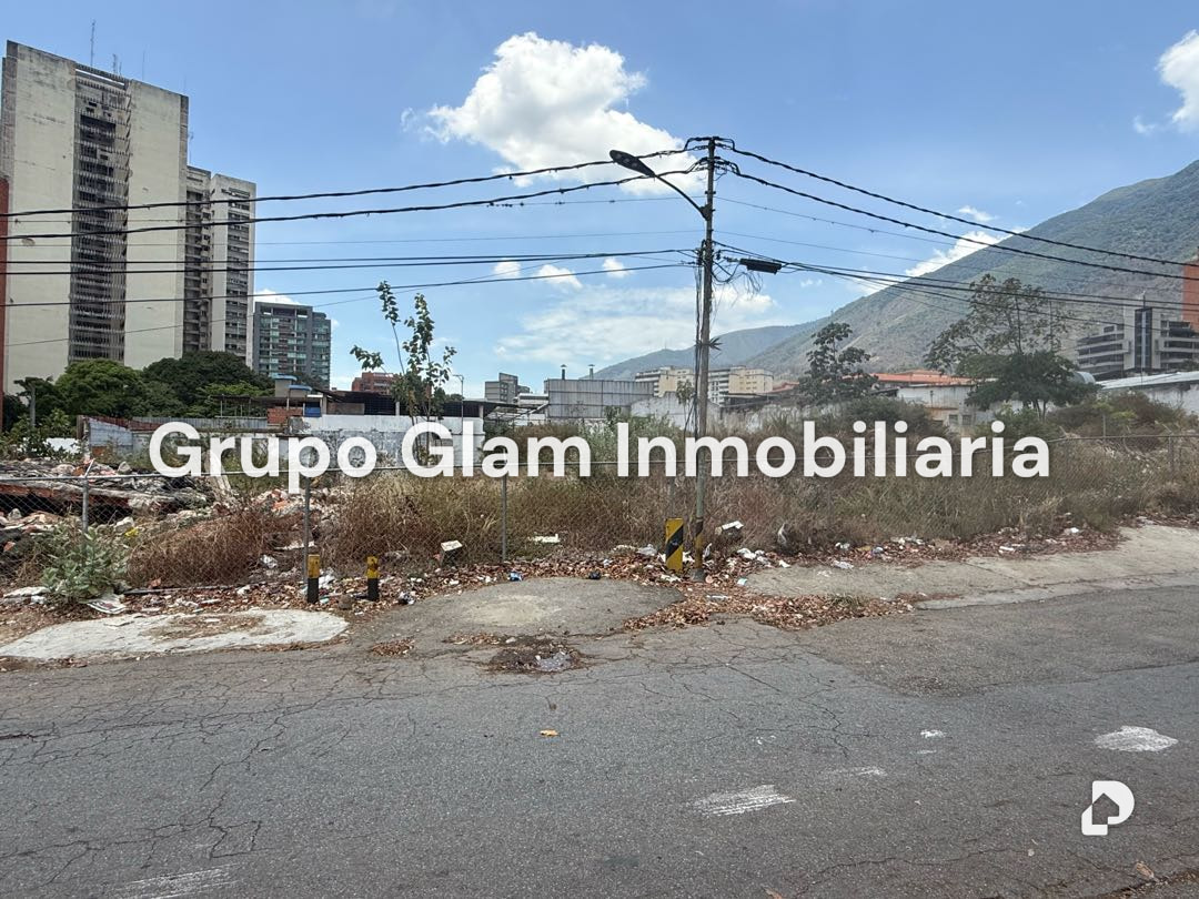 Terreno en Los Dos Caminos, Caracas – 8