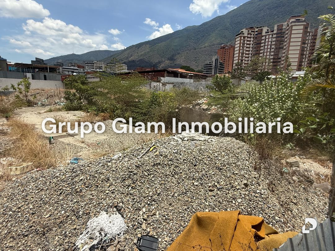 Terreno en Los Dos Caminos, Caracas – 5