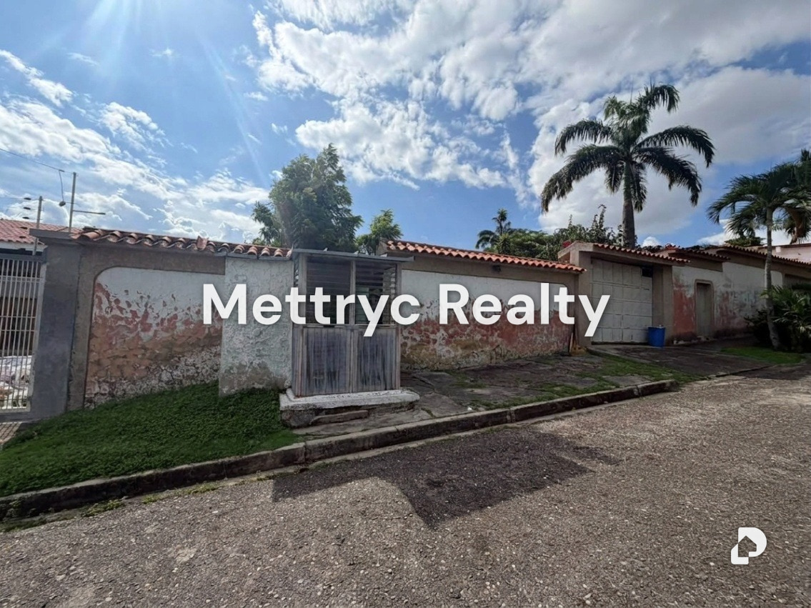 Terreno en Urbanización Santa Elena, Barquisimeto – 11