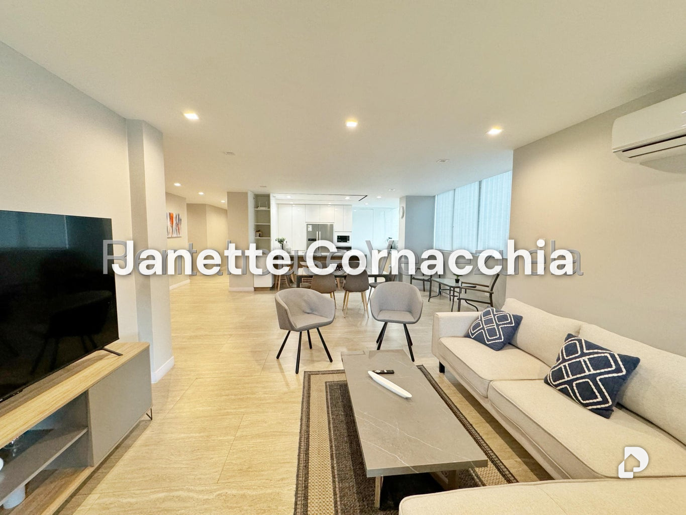 Apartamento en Altamira, Caracas – 2