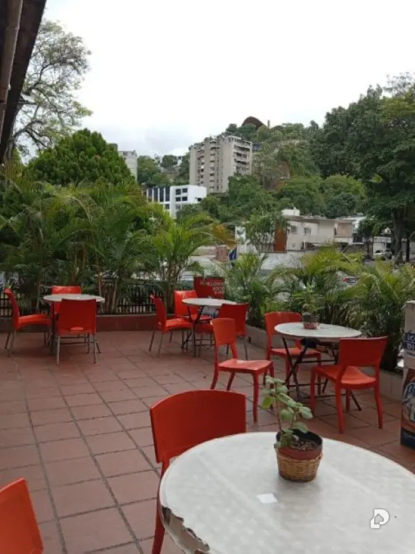Local comercial en Colinas de Bello Monte, Caracas – 2