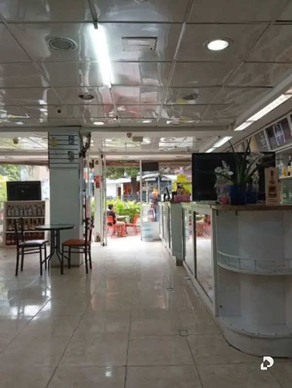 Local comercial en Colinas de Bello Monte, Caracas – 4