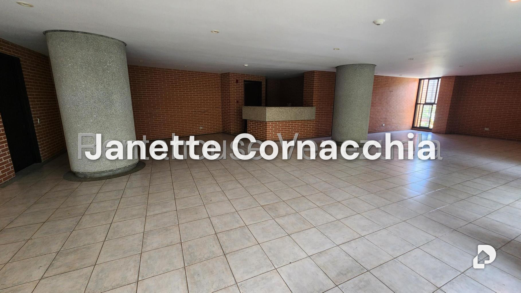 Apartamento en Altamira, Caracas – 18