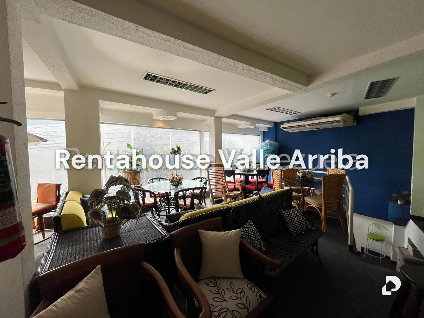 Commercial space in Santa Fe Norte, Caracas – 4