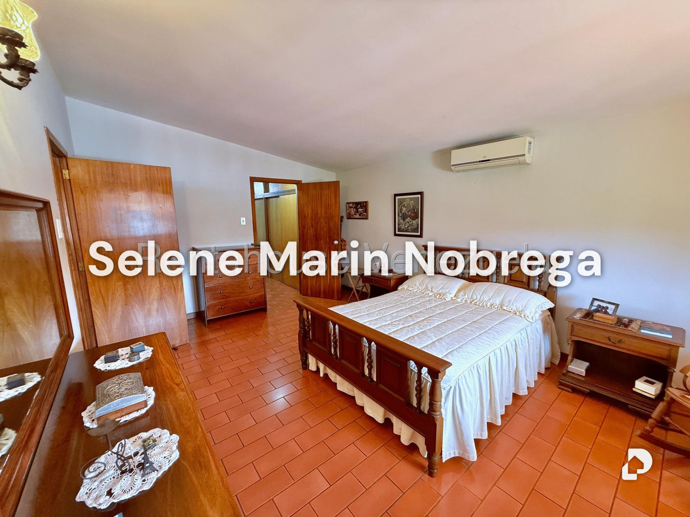 Casa en Lomas De La Trinidad, Caracas – 25