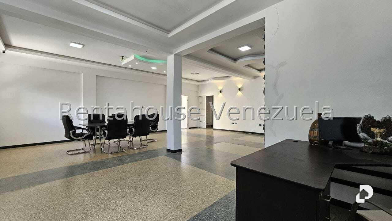 Edificio en La Florida, Caracas – 22