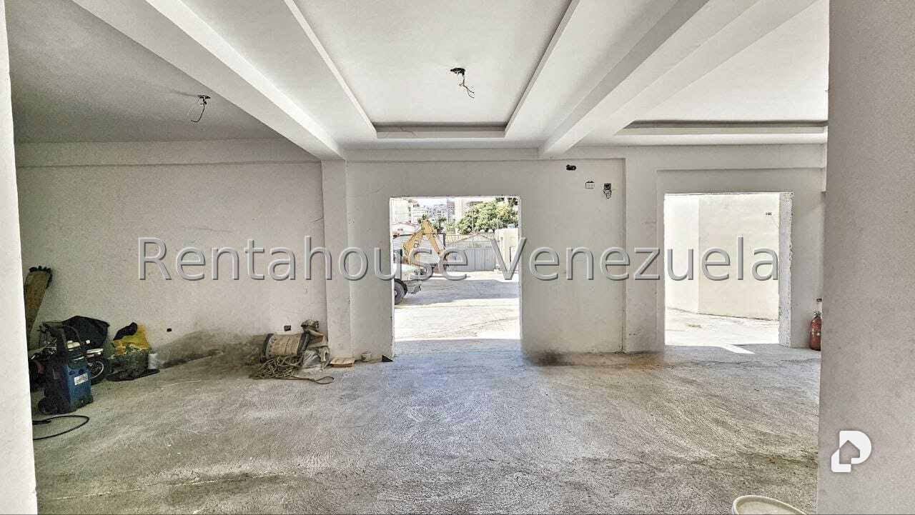Edificio en La Florida, Caracas – 7